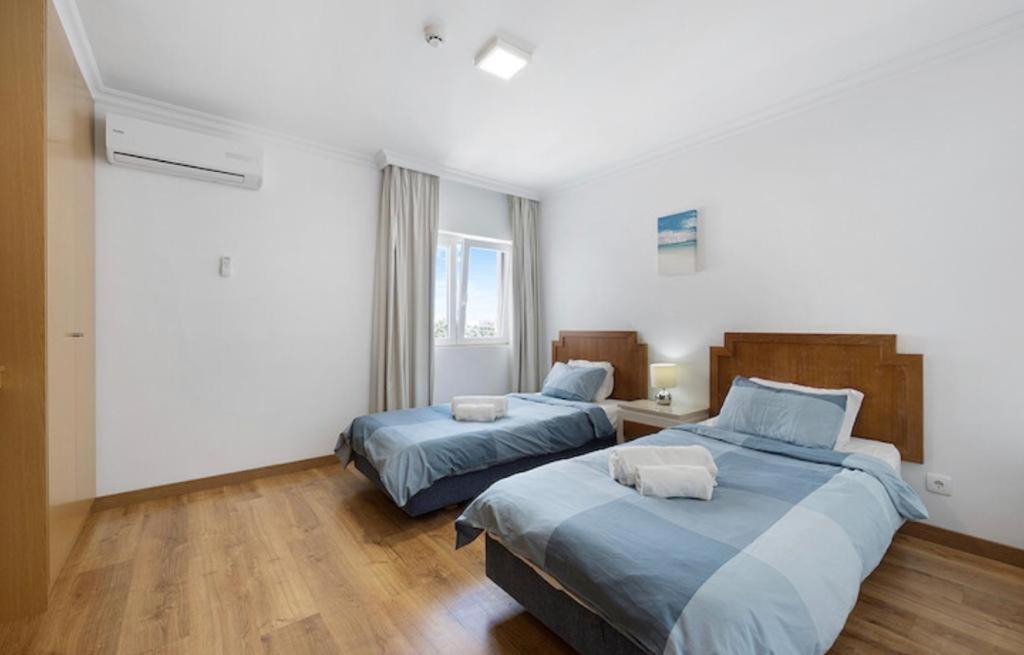 Cozy Apartment With Seaview 300M From The Beach Portimão Dış mekan fotoğraf
